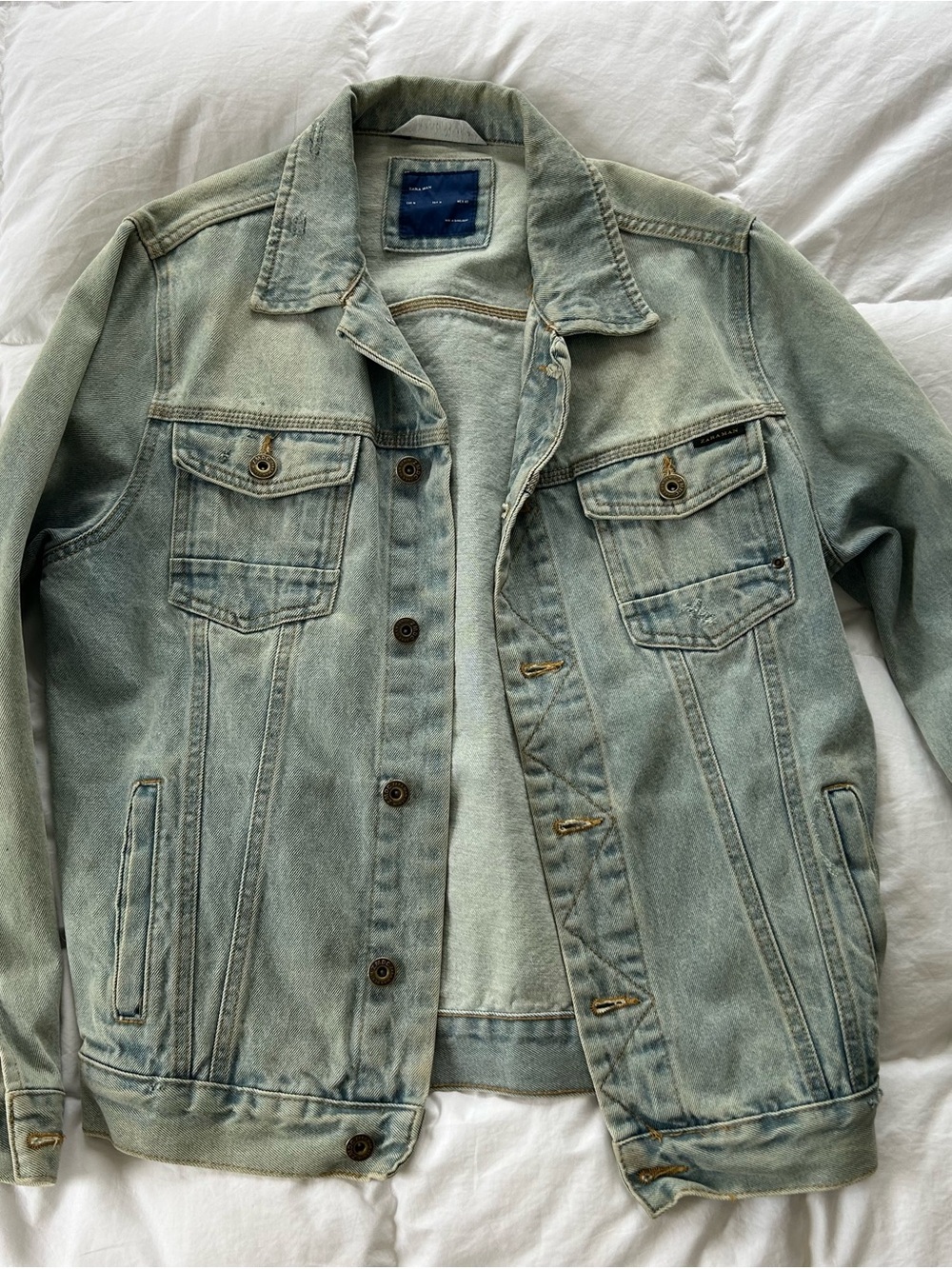 Zara Men's Light Denim Jacket - Classic Style